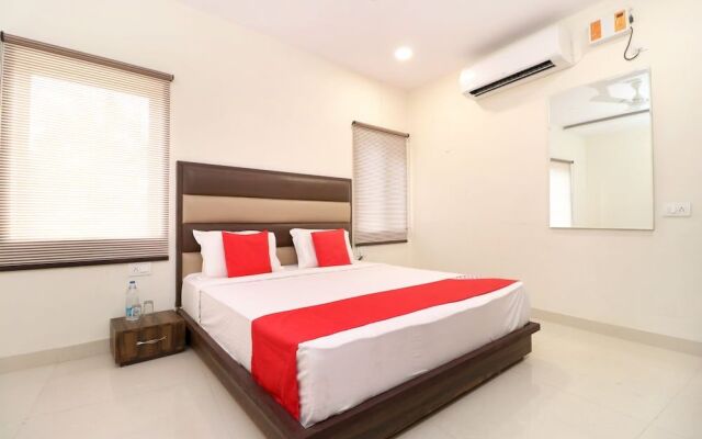 OYO 66329 Hotel Bms Pride