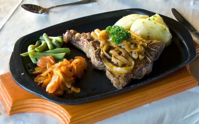 Arebbusch Travel Lodge