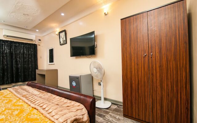 Platinum Inn Gee Hotel Ikoyi