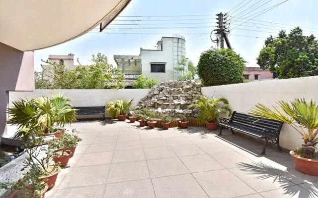 Hotel Shree Gayatri Annex by Treebo Hotels