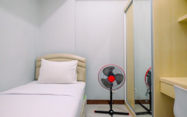 Comfort And Cozy 2Br Royal Heights Apartment