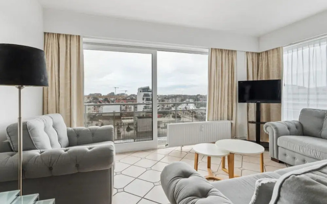 Apartment Near Train Station