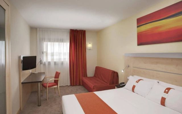 Holiday Inn Express Barcelona - Sant Cugat by IHG