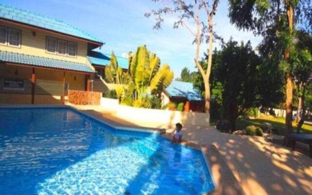 Chom Tawan Resort