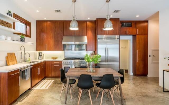 New Architectural House Rooftop Deck 3BD