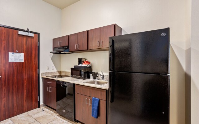 Cobblestone Hotel & Suites - International Falls