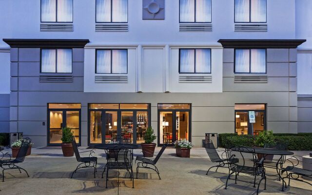 Comfort Inn & Suites Irving Las Colinas DFW