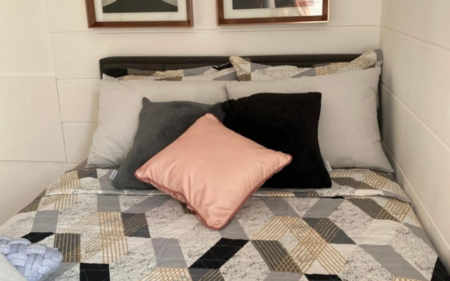 Casa condomínio 2 suítes