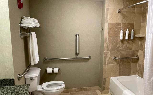 Hampton Inn & Suites Bemidji