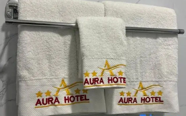 AURA