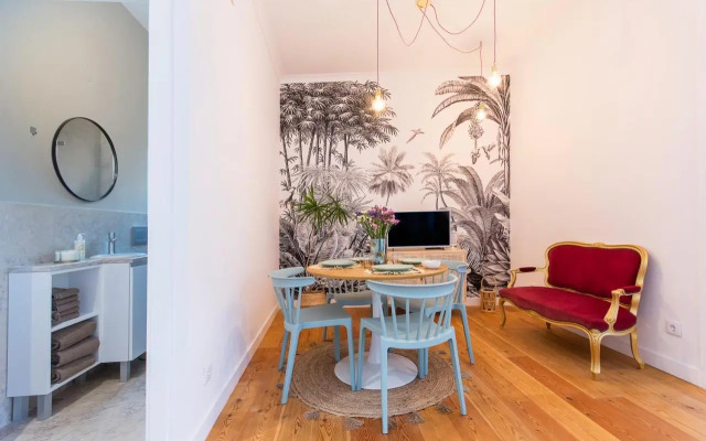 Charming Apartment in Private Condominium at Graça