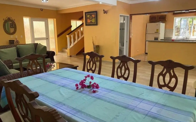 4 Bedroom Villa, Private Pool, Security, Ocean View