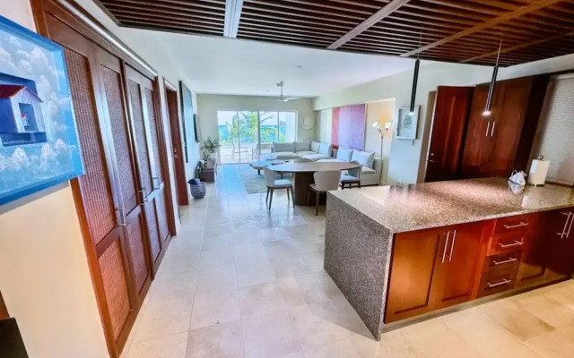 Ocean View apt With Terrace in Punta Palmera