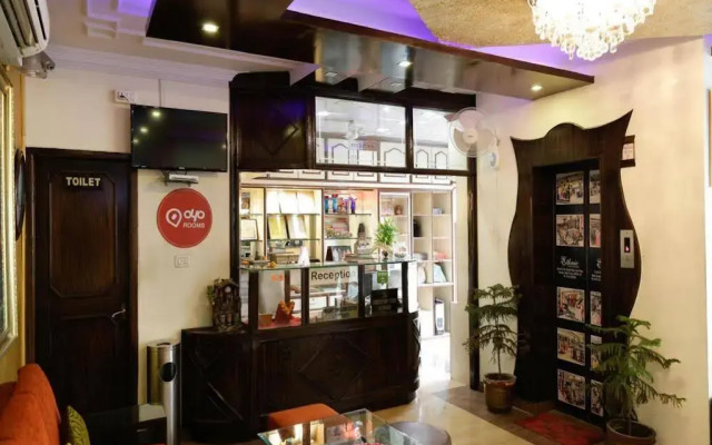 OYO 2730 Hotel Ethnic Residency
