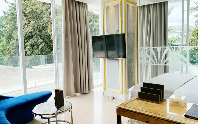 Art Deco Luxury Hotel & Residence