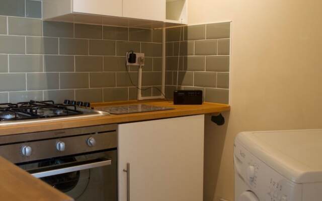 1 Bedroom Flat 15 Minutes From Edinburgh City Centre