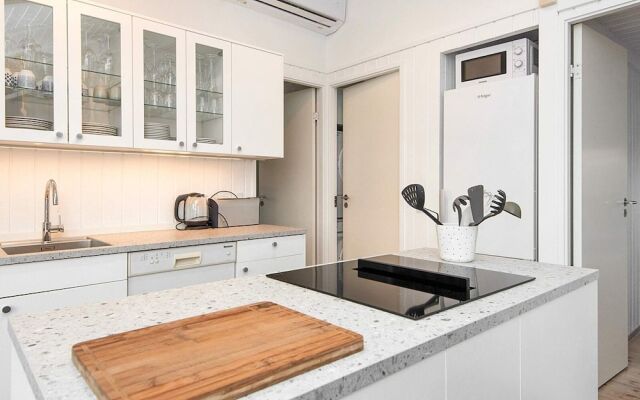 6 Person Holiday Home in Ebeltoft