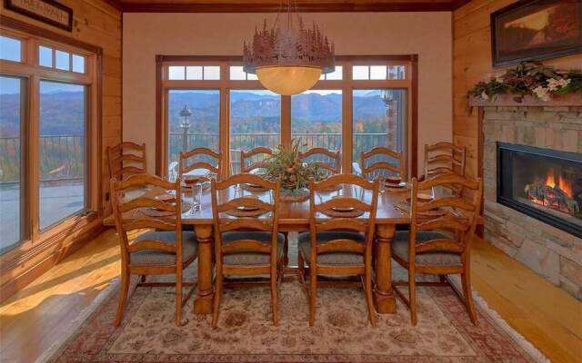 Journeys End - Five Bedroom Cabin