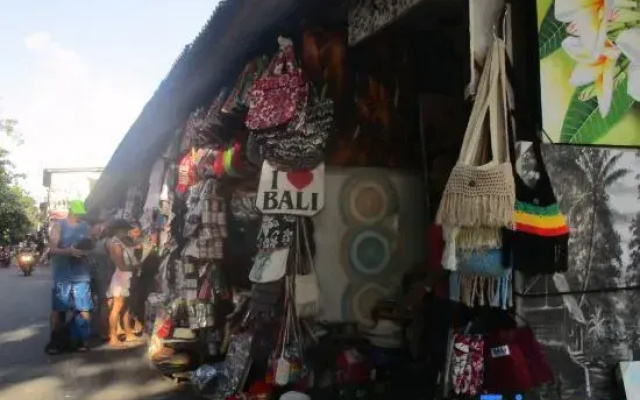 Homestay Room in Bali Near Legian Beach