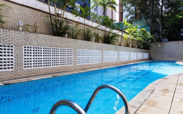 Apt piscina e AC com academia e vaga