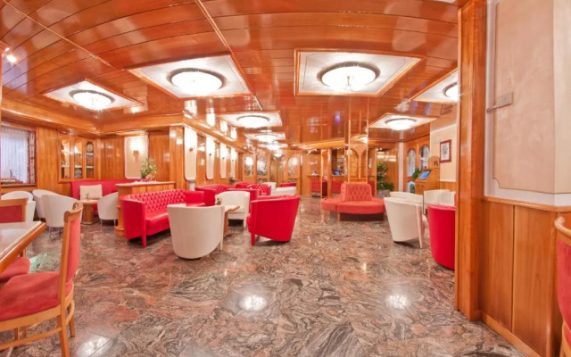 Hotel Cristallo