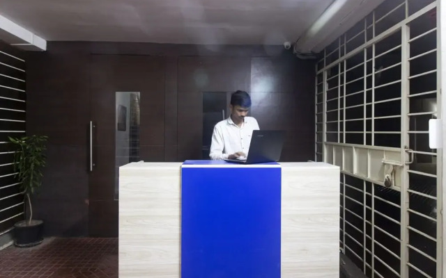 Capital O 45006 Shree Omkar Executive