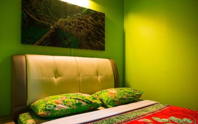 Traveller Bunker Hostel 1