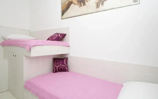 Apartments Elza