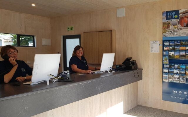 Hot Water Beach TOP 10 Holiday Park