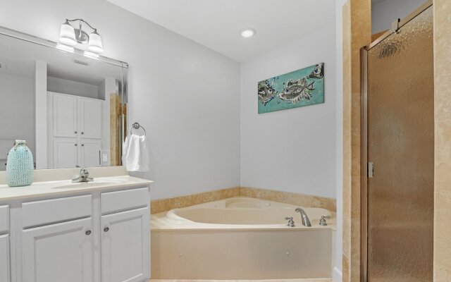 Sailmakers Place 302