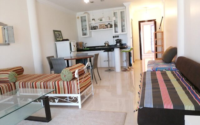 Apartment With one Bedroom in Imi Ouaddar, With Wonderful City View and Terrace - 200 m From the Beach