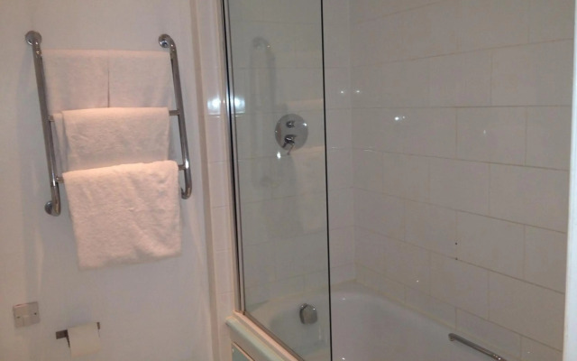 Citrus Hotel Cheltenham by Compass Hospitality