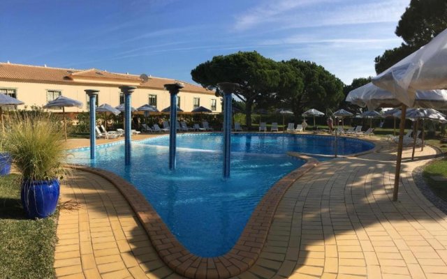 Excelente T1 Oura Beach Bicos Apartment Lucia