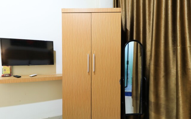 Labuana Homestay & Cafe Garden by ZUZU