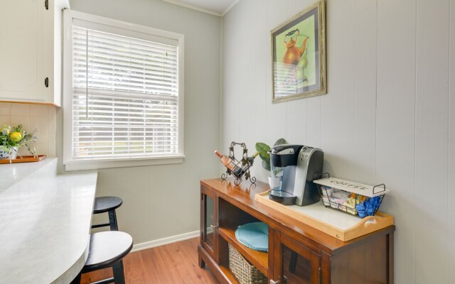 Rogers Vacation Rental ~ 7 Mi to Downtown