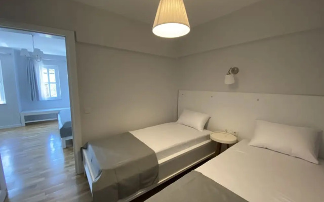 Mon Petit Hotel