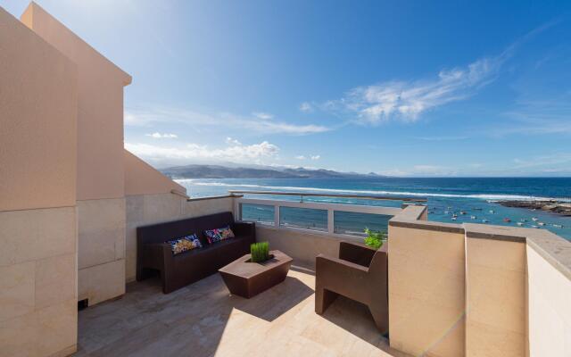 Awesome beachfront terrace By CanariasGetaway