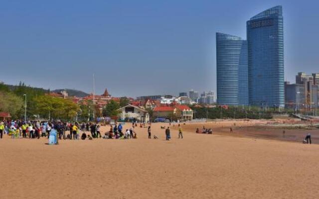 Qingdao No.3 Swimming Beach Chalet