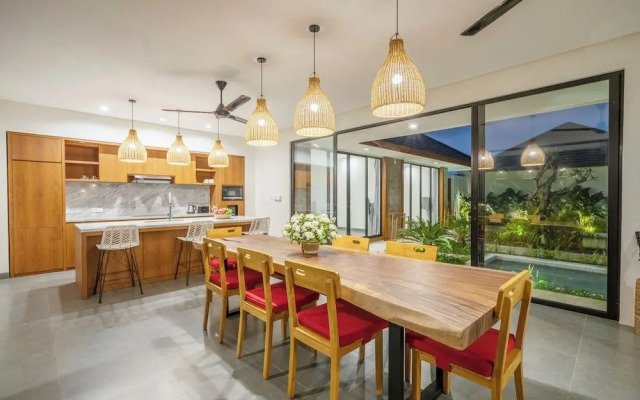 Villa The Kayu by GORO