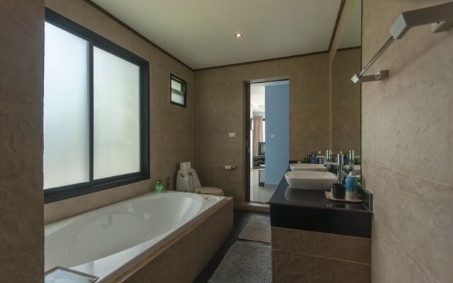 Samui Modern Villa