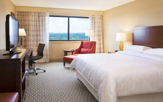 Sheraton Hartford Hotel at Bradley Airport