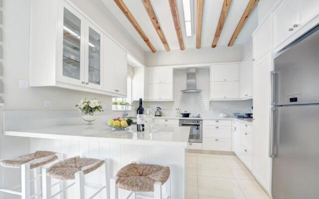 SunnyVillas: 3BR Super Cozy Villa☆Private Pool☆BBQ - Villa Falcon