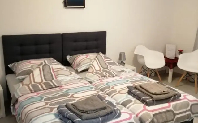 Studio Apartment Mila