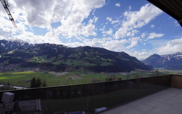 Grand Alpin Panorama Lodge Top 3