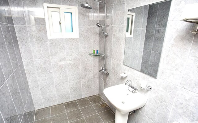 Yeosu Pierre Mont Pension