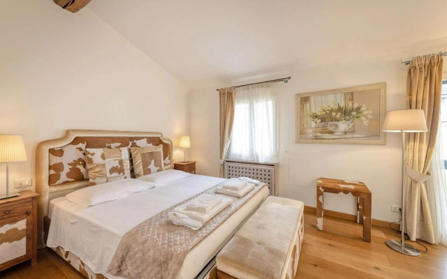 Milan Royal Suites & Luxury Apartments