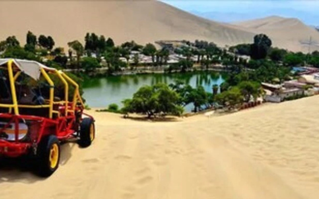 Huacachina Desert House