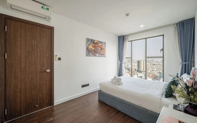 Vera Apartments - Saigon Royal Residence