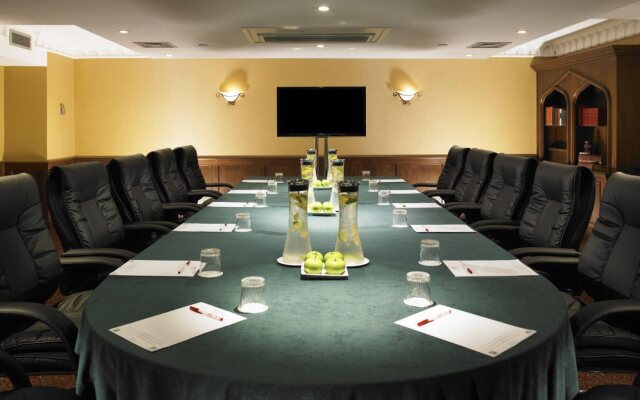 The Aberdeen Dyce Hotel