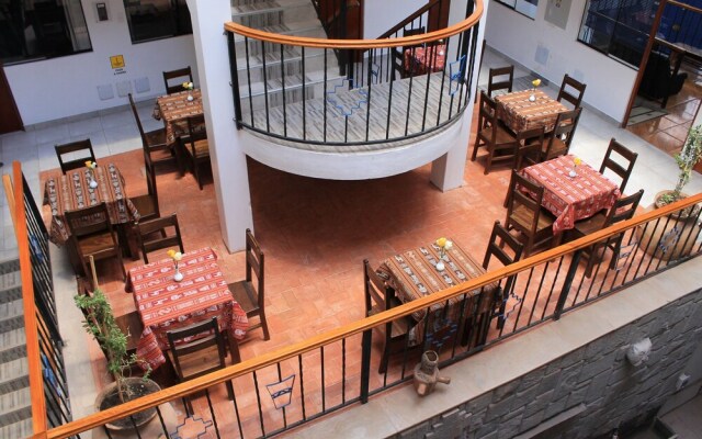 Hotel Del Prado Hometown
